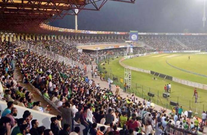 PCB to distribute free Iftari among spectators during 2nd Champions Trophy semi-final