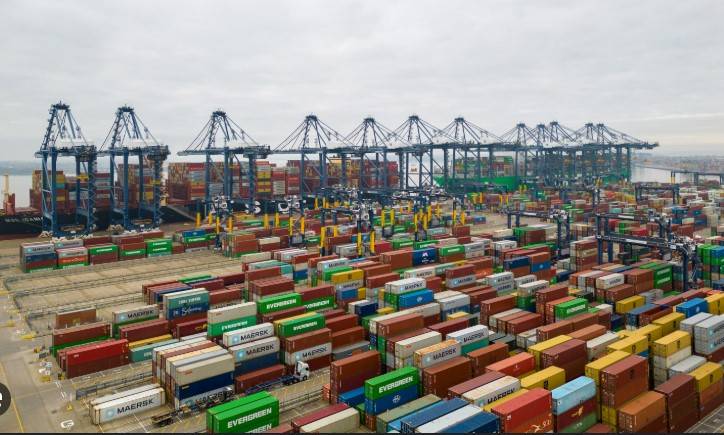 Trump says Canada and Mexico cannot avert tariffs, hikes China levy