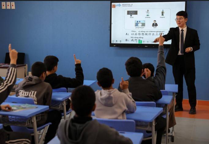 Chinese lessons in Saudi schools show growing ties