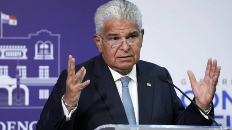 Panama president says Trump 'lying' about reclaiming canal