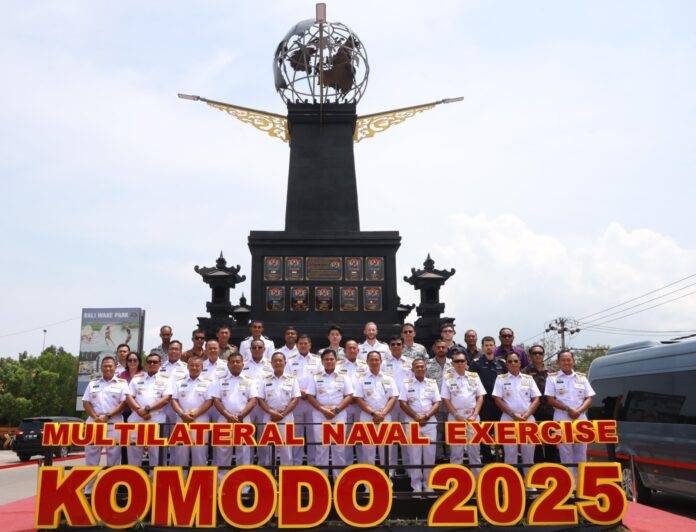 PNS ASLAT participates in Multinational Ex KOMODO -25 in Indonesia