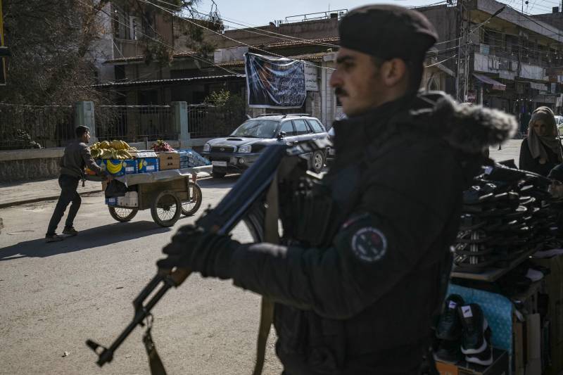 Assad loyalists kill seven security personnel in Syria clashes: monitor