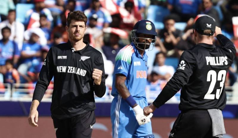 New Zealand set for 'scrap' with India on slower pitch: Santner