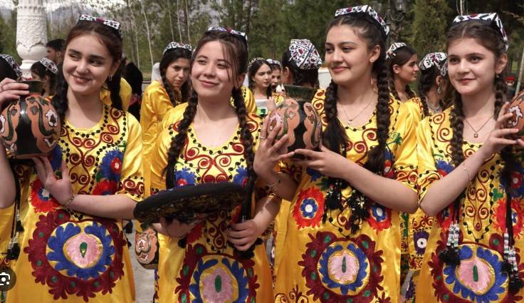 Tajik women speak out against government fashion advice