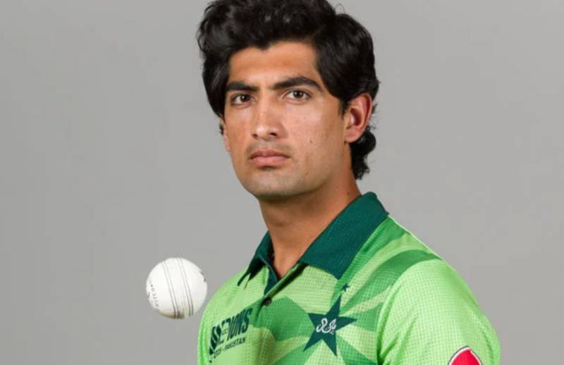 Naseem Shah catches attention on social media 