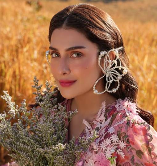 Ayeza Khan shares Women's Day post from Poland