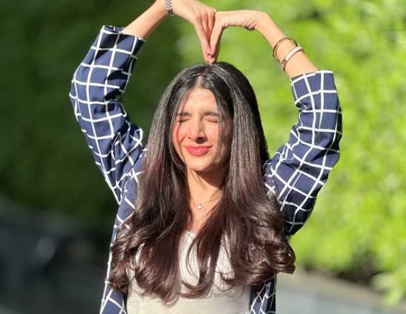 ‘No Wig, No Extensions': Mawra put rumors aside over her beautiful hair 