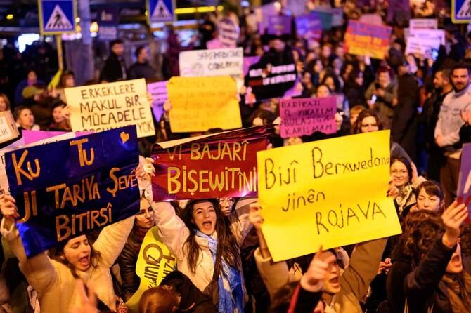 Some 200 detained after Istanbul Women's Day march: organisers
