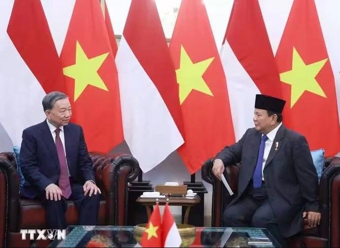 Indonesia and Vietnam agree to upgrade strategic ties