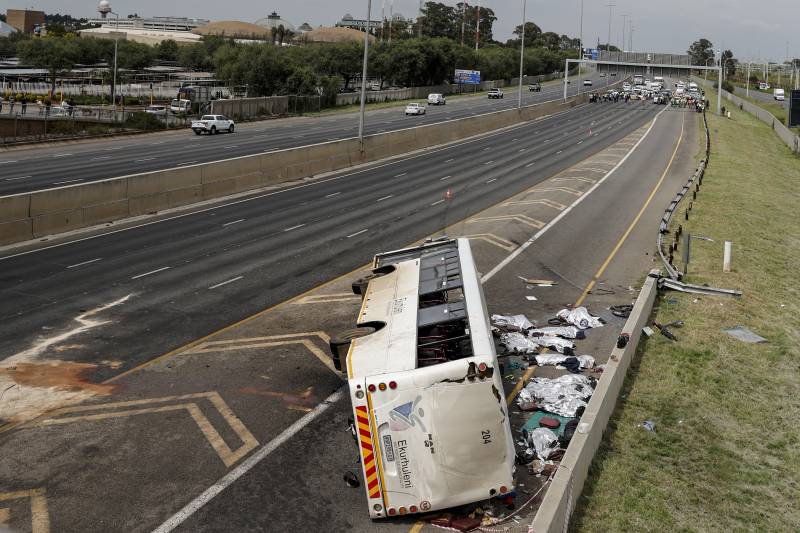 South Africa bus crash toll climbs to 16