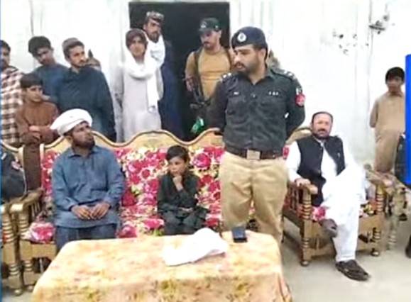Suspects in DI Khan suicide case grease palms of victim’s brothers to avoid action