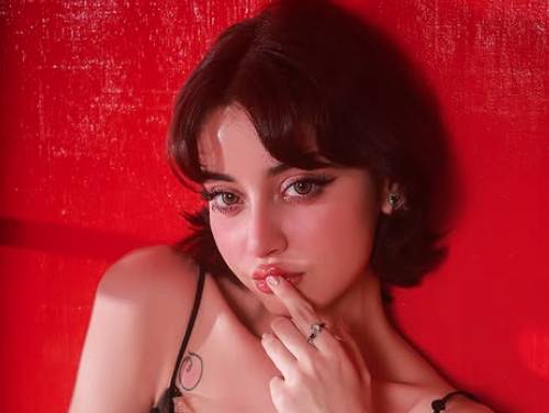 'What's the point of watching my story during fasting?': Alizeh Shah 