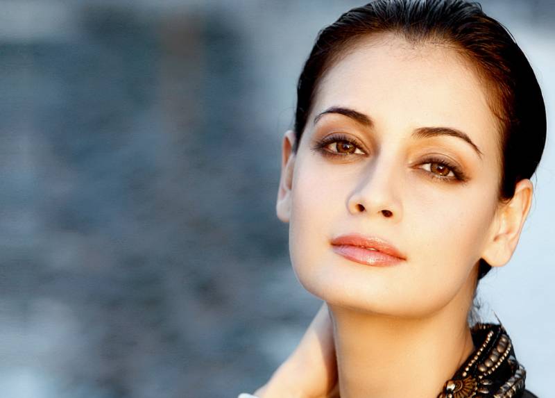 Dia Mirza makes headlines for sharing memories of struggle, 