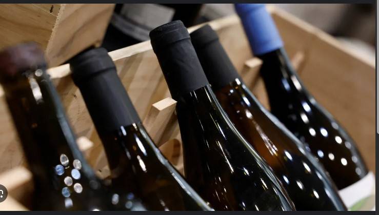 Trump threatens huge tariffs on European wine, spirits