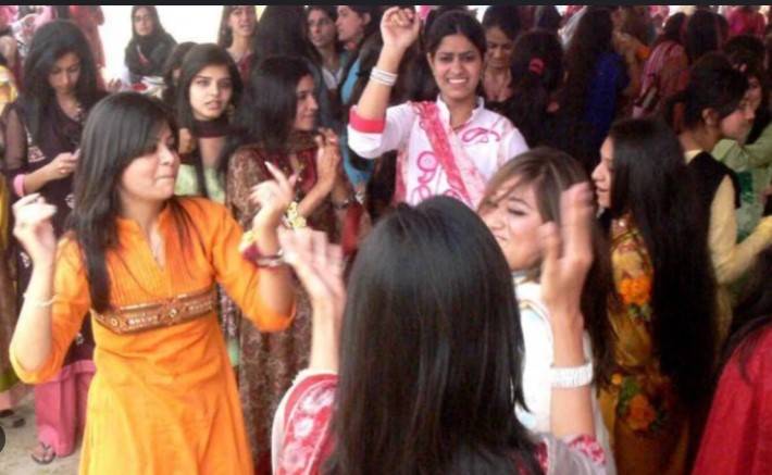 Dancing in all private, govt colleges banned in Punjab