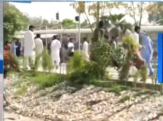 Students clash with police at Shaheed Benazir University