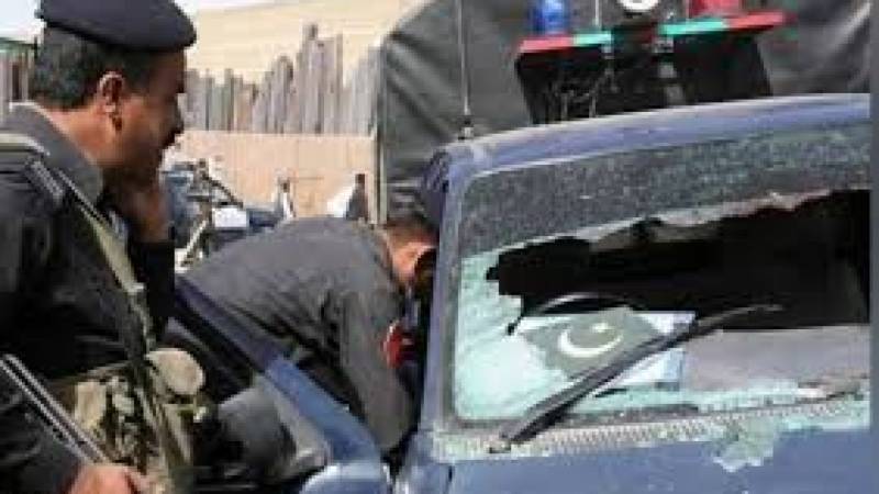 Three terror strikes in KP: 2 policemen martyred, security guard kidnapped