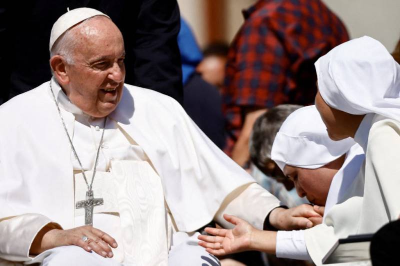 Francis still requires therapy, Vatican says, as pope looks ahead to 2028