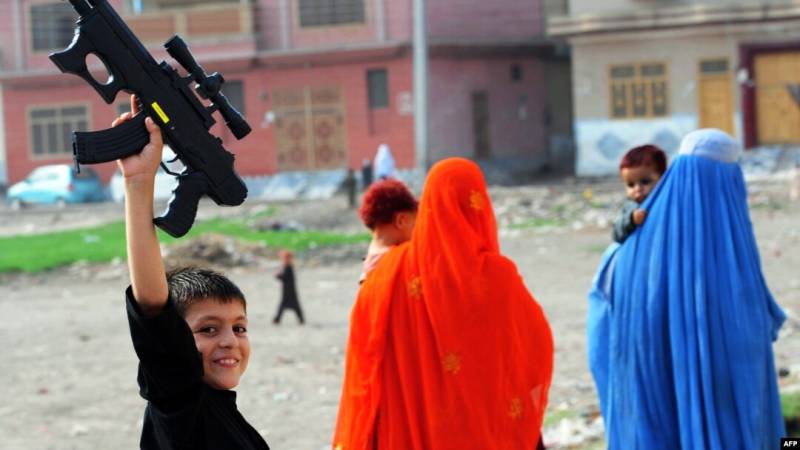 Peshawar bans toy guns, firecrackers ahead of Eid to ensure public safety