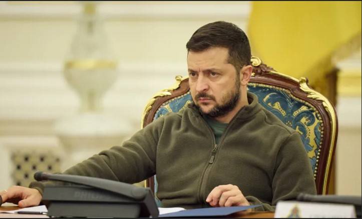 Zelensky replaces his army chief of general staff