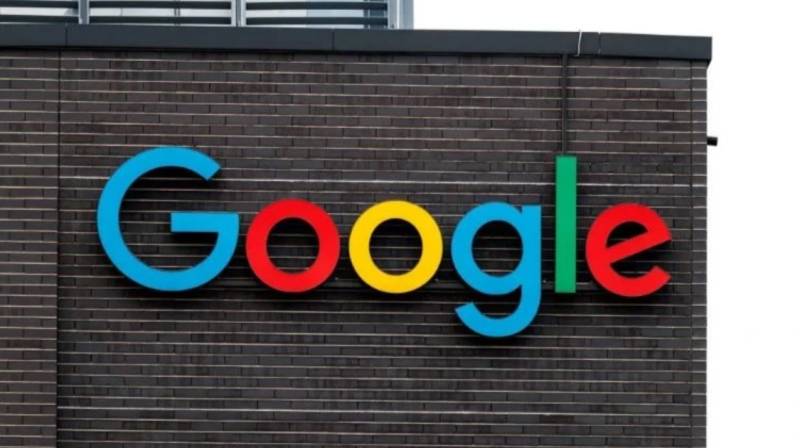 Google’s AI innovation, Gemini 2.0 Flash, raises legal and ethical concerns as users remove watermarks