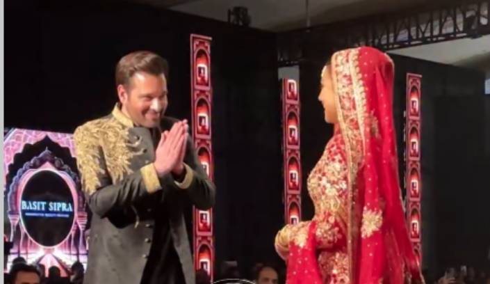 Mikaal Zulfiqar gets marriage PROPOSAL in a live show