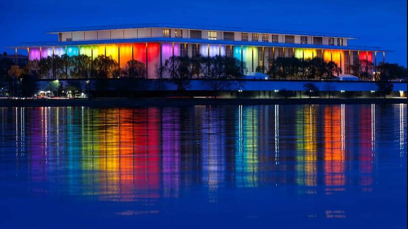 Trump to visit top US arts venue after takeover