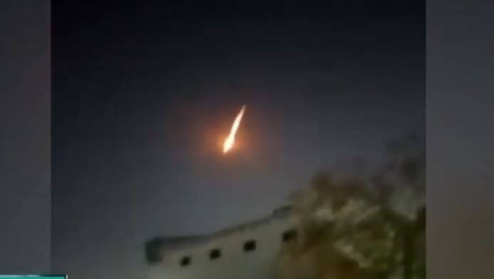 Karachi stunned as meteor fireball lights up sky