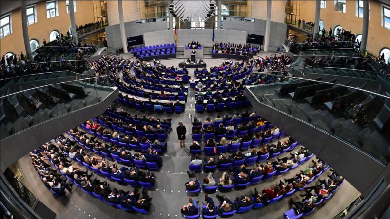 Geopolitical tensions buffet markets