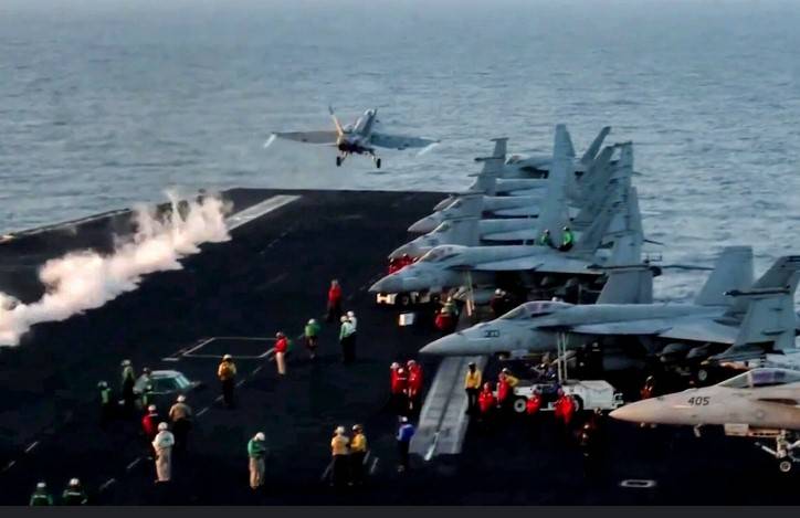 Huthis claim new attack on American warships, report new US strikes
