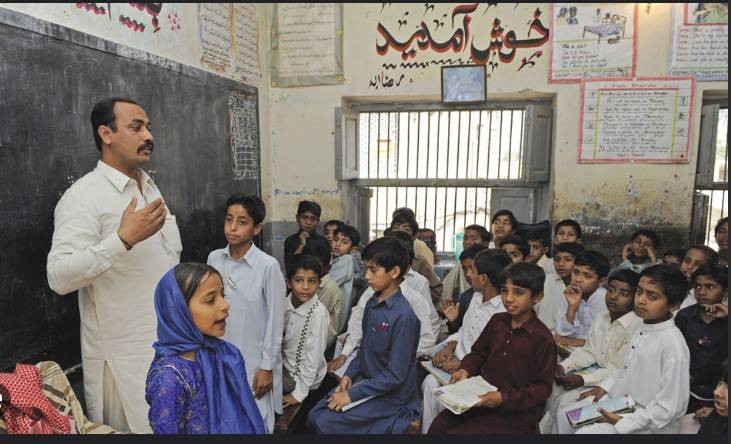 Punjab govt appoints 12,000 internee teachers, regularized 188 professors 