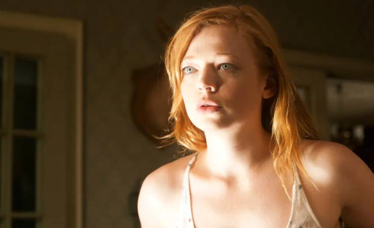 Sarah Snook takes page out of Taylor Swift's book while preparing for Broadway role
