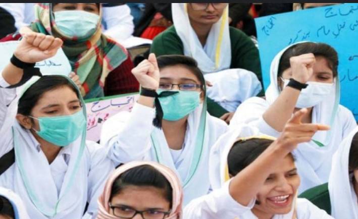 19 nurses suspended for violating official rules in Lahore