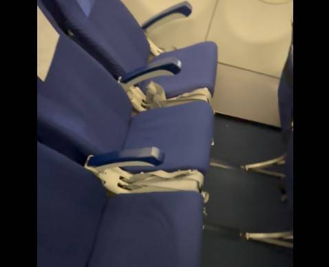 Passengers terrified after seats started swinging on Indian flight
