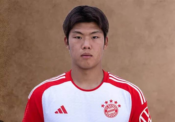 Chinese youth footballer dies after head injury in Spain