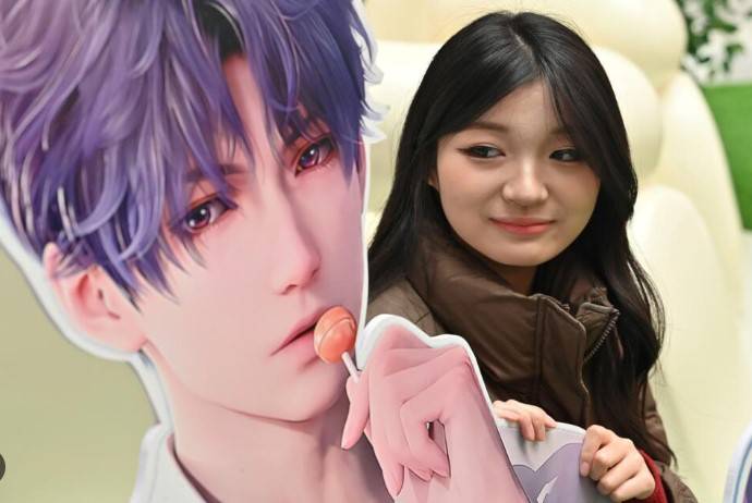 Young Chinese women find virtual love in 'Deepspace'
