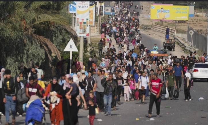 Israel army bans traffic on Gaza's main north-south route