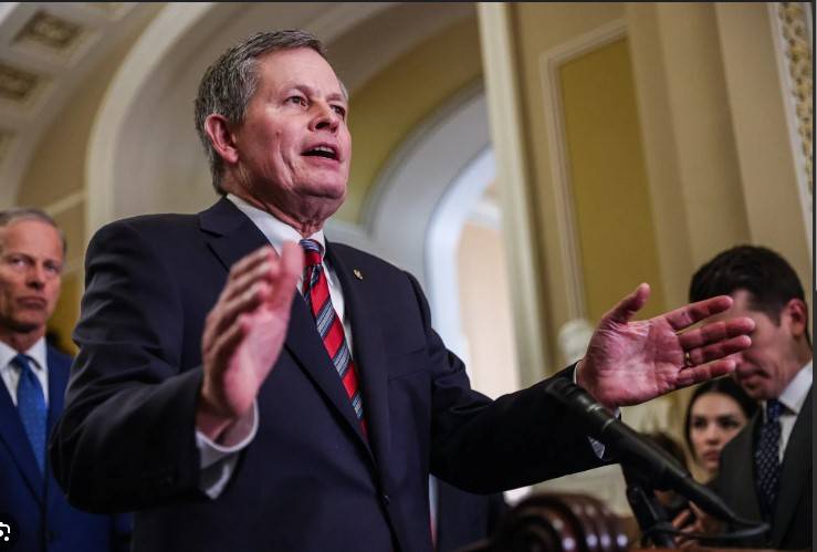 China says it 'welcomes' visit by pro-Trump senator