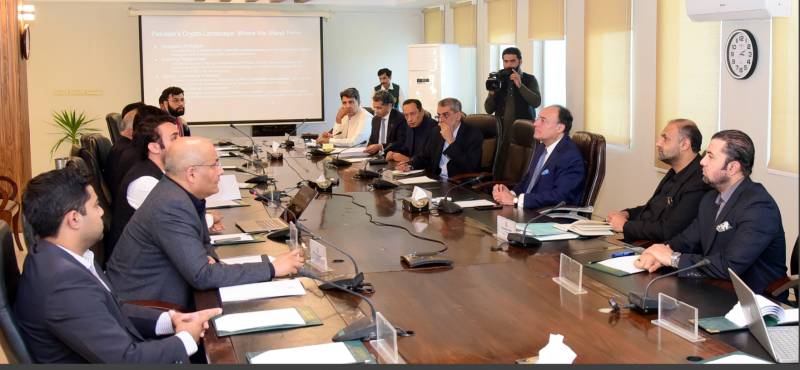Finance Minister Aurangzeb chairs maiden meeting of Crypto Council 