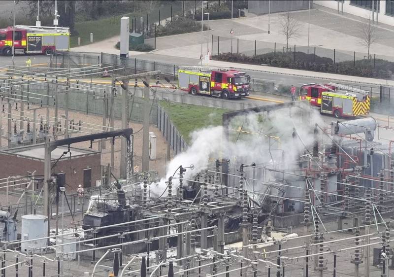 Heathrow to resume some flights after power station fire