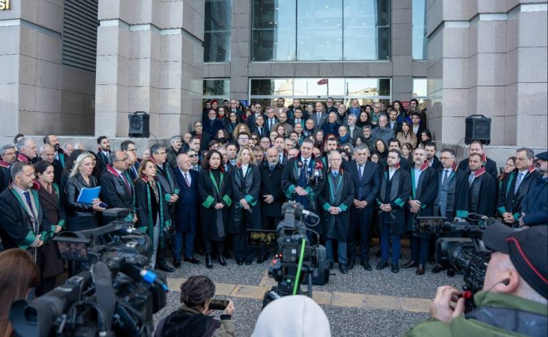 Istanbul Bar Association board dismissed over 'terror propaganda'