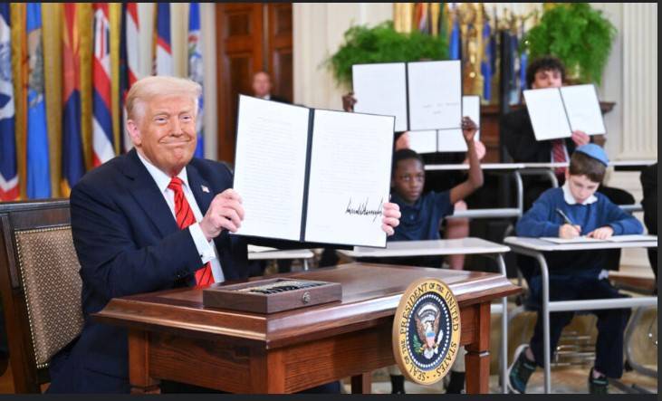 Trump signs order to 'eliminate' US Education Department