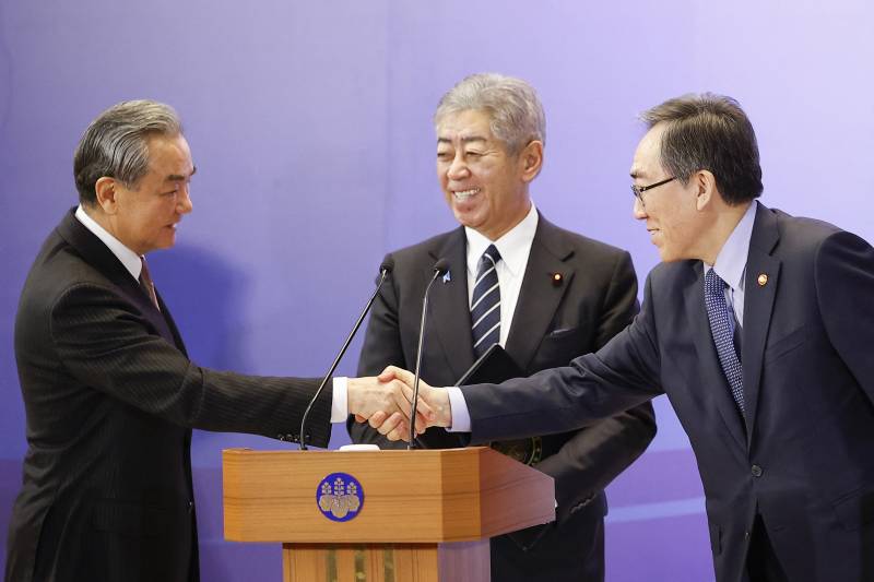 China, Japan, South Korea agree to promote peace, cooperation