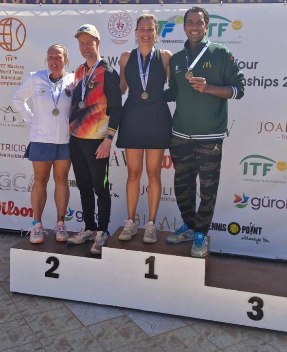 Pakistan grabs another gold in Mixed Doubles at ITF Masters World Championship 