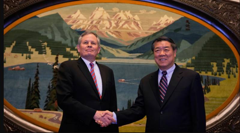 Pro-Trump US senator meets Chinese vice premier