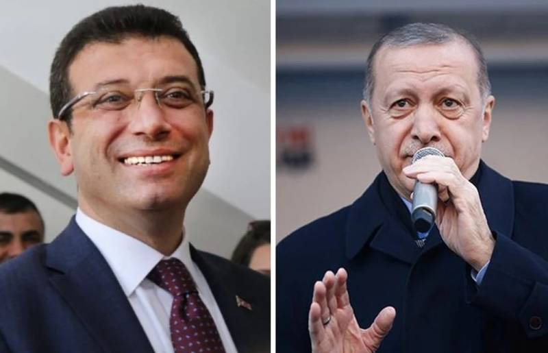 Istanbul court formally arrests mayor in graft probe amid protests