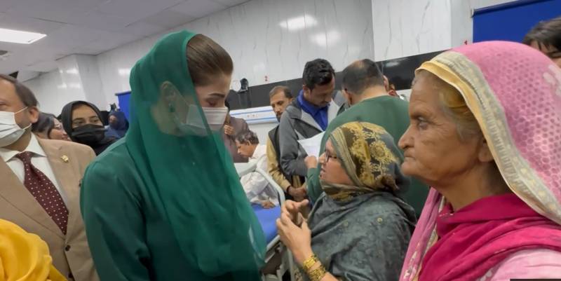 CM Maryam visits Jinnah Hospital, suspends MS over poor performance 