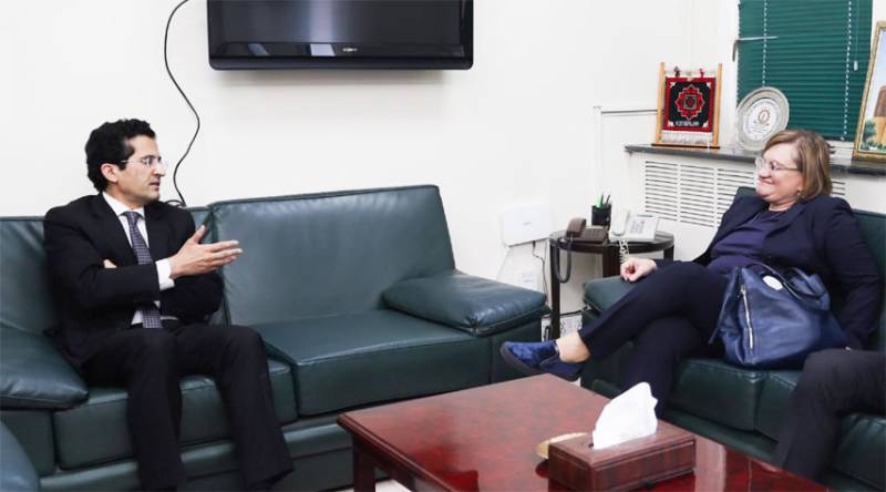 Pakistan, Italy to strengthen cooperation in energy sector