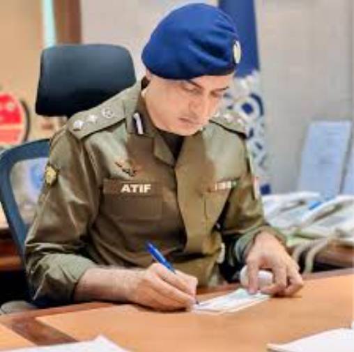 DPO Hafizabad dismisses five policemen from service for misconduct