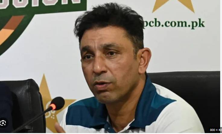 Fast bowlers let us down, says Azhar Mehmood